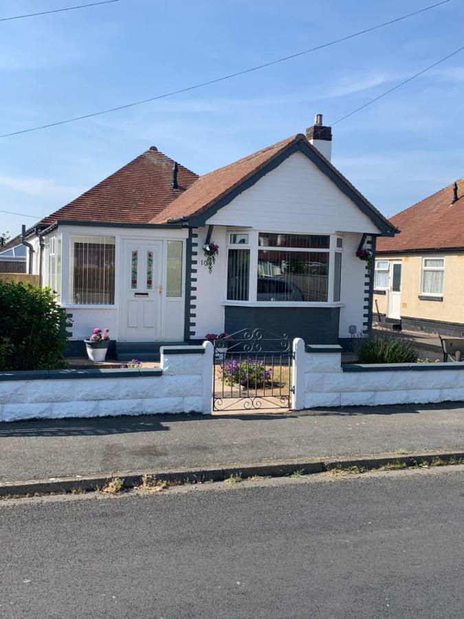 Hafan Traeth Villa Prestatyn Exterior photo